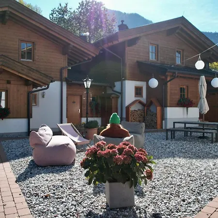 Dorfchalets - Erni Inkl Tauern Therme Eintritt & Sommerkarte Kaprun